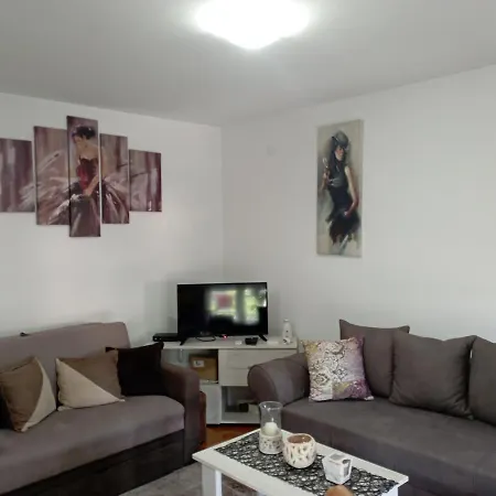 агни Apartment *